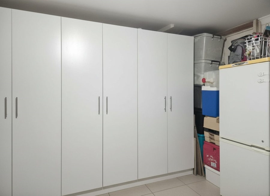 6 Bedroom Property for Sale in Dan Pienaar Free State